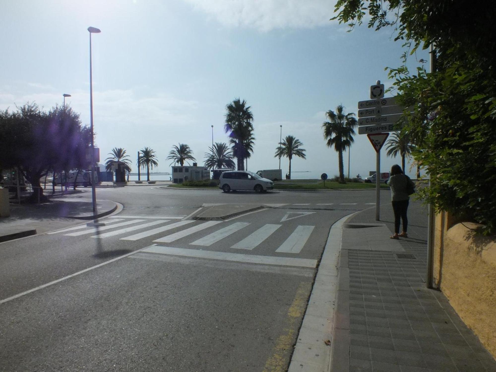 Appartement Bonito De 2 En Con Estacionamiento, Aire Acondicionado, Cerca Del Centro Y De La Playa - Es-204-46 *