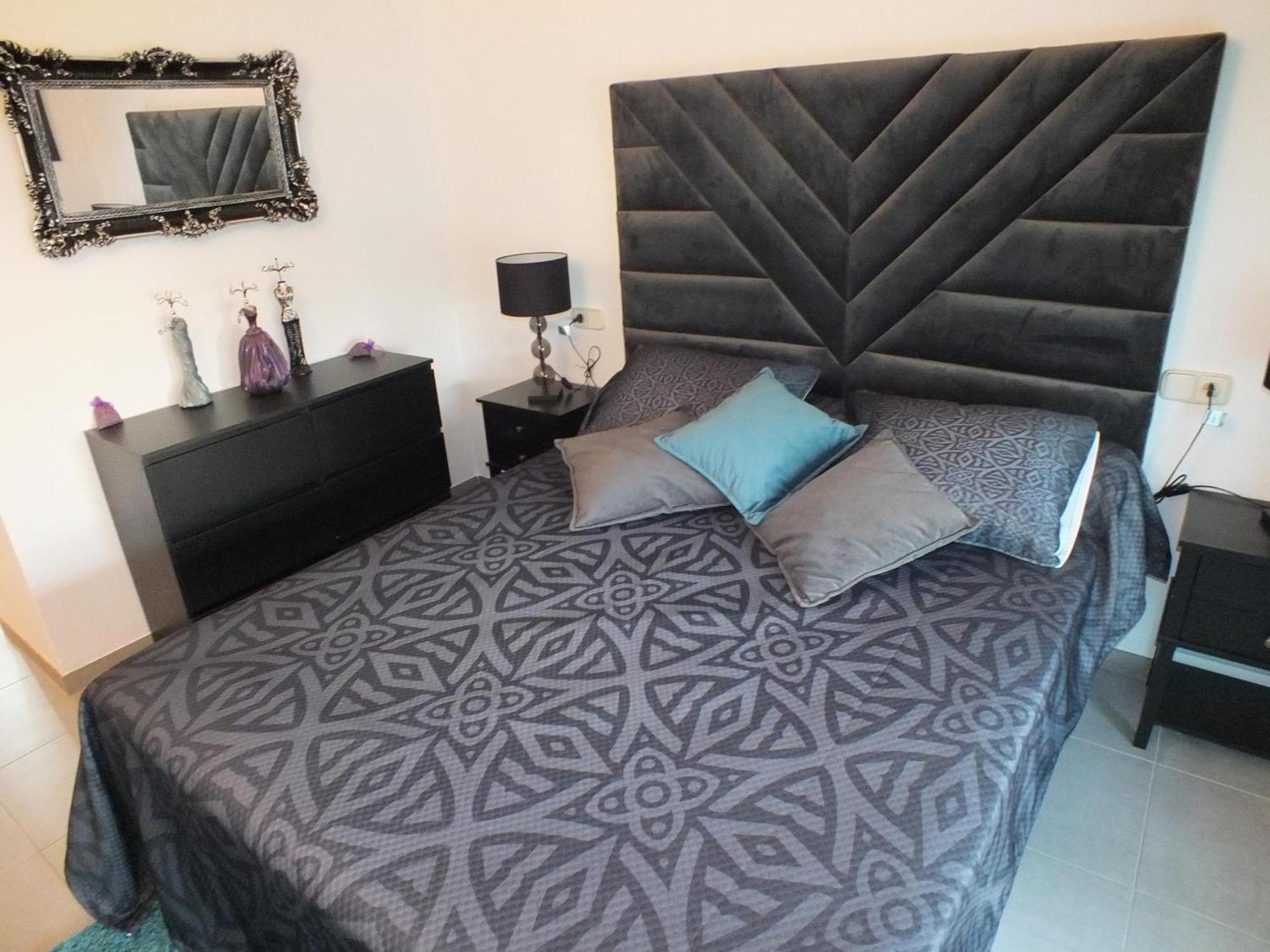 Bonito De 2 En Con Estacionamiento, Aire Acondicionado, Cerca Del Centro Y De La Playa - Es-204-46 Appartement